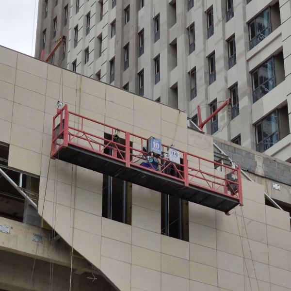 Andamio suspendido eléctrico suspendido Lima ZLP630 para mantenimiento de edificios. #1 image